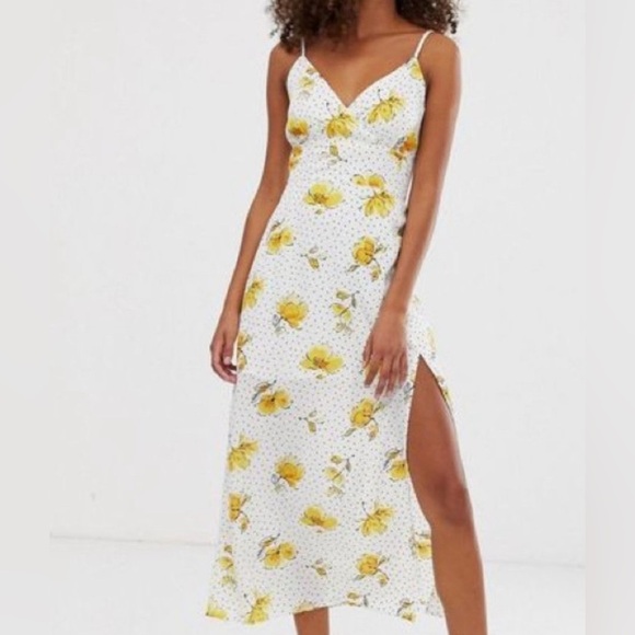 Abercrombie & Fitch Dresses & Skirts - Abercrombie & Fitch Floral Midi Slit Dress
Size small